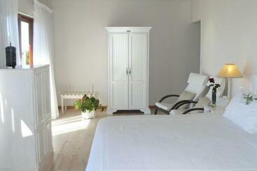 Panoramic Blue B&b