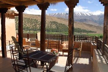 پانسیون Ecolodge Dar Itrane