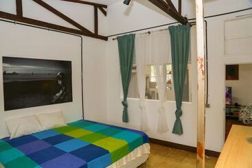 پانسیون Yaku Eco House