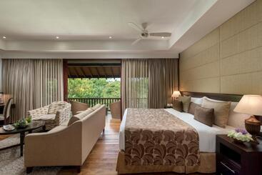 Amaya Lake Dambulla - Sigiriya