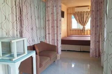酒店 Baan Suan Chiva Saran