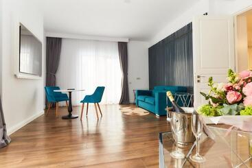 استراحتگاه Lebada Luxury & Spa
