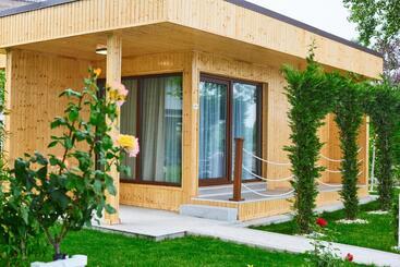 استراحتگاه Lebada Luxury & Spa