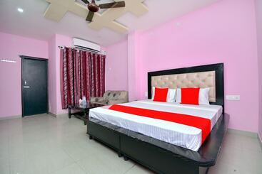 فندق Palace Plaza By Oyo Rooms