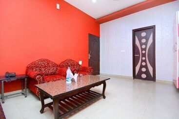 فندق Palace Plaza By Oyo Rooms