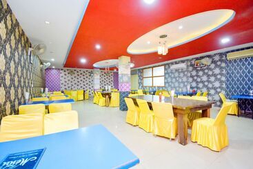 فندق Palace Plaza By Oyo Rooms