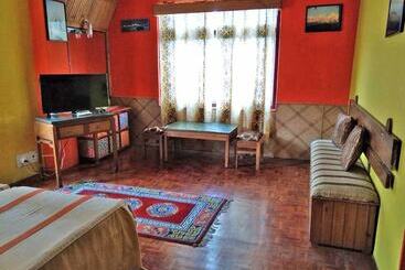 هتل Phamrong Retreat