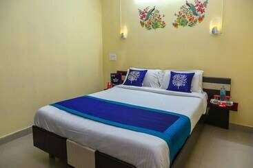 בית מלון כפרי Ramas Residency By Oyo Rooms