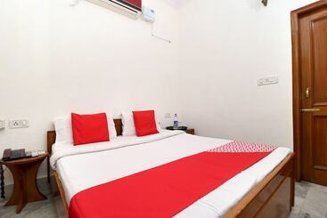 酒店 Singh's 11 By Oyo Rooms