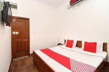 酒店 Singh's 11 By Oyo Rooms