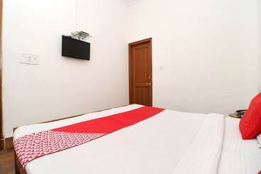 酒店 Singh's 11 By Oyo Rooms