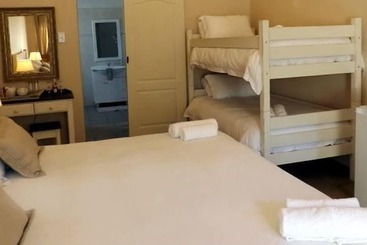 ペンション Barn Guesthouse