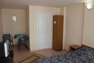 پانسیون Guest House Yuzhniy