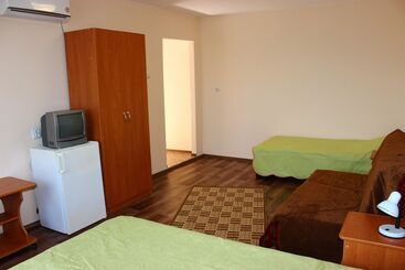پانسیون Guest House Yuzhniy