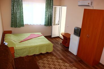 پانسیون Guest House Yuzhniy