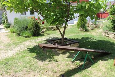 پانسیون Guest House Yuzhniy