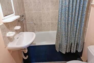 پانسیون Guest House Yuzhniy