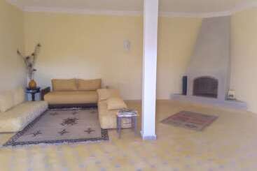 پانسیون Koom A Farm And A Retreat Center