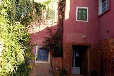 مسافرخانه Auberge Adrar