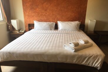هتل Arcadia Maephim Serviced Apartment