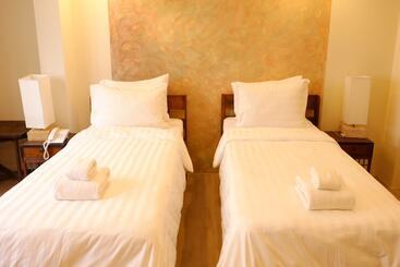 هتل Arcadia Maephim Serviced Apartment