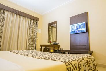 هتل Dunia Hôtel Ouagadougou Loumbila