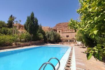 هتل Camping Le Soleil Tinghir