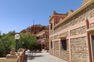 هتل Camping Le Soleil Tinghir
