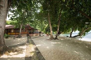 هتل Murex Bangka Dive Resort
