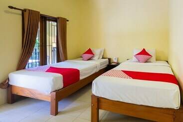 هتل Rafi Homestay By Oyo Rooms