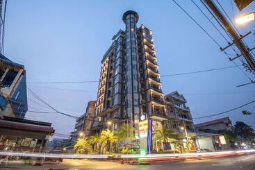 Hak Huot Hotel I