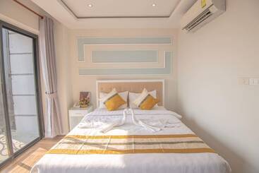Hak Huot Hotel I