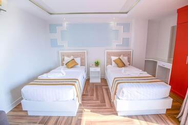 Hak Huot Hotel I