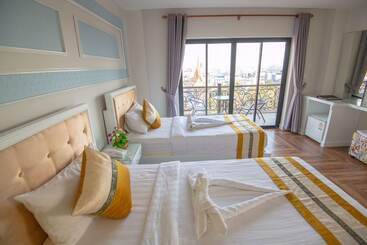 Hak Huot Hotel I
