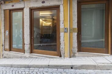 هتل Go2oporto A Portoments