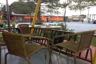 هتل The Toy Art Resort