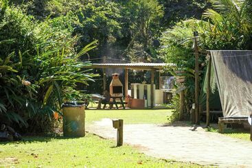 هتل Velinn Camping Ilhabela