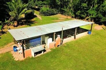 هتل Velinn Camping Ilhabela