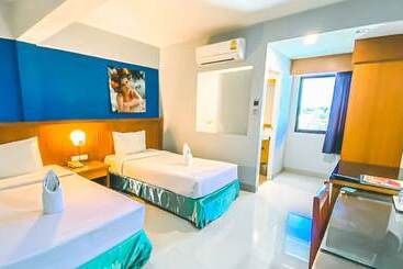K2 Hotel @ Airport