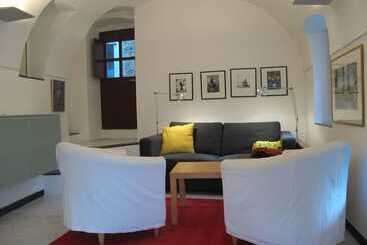 إقامة La Scala Within A Stunning 13th Century Setting
