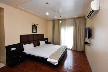 Sentosa Resorts & Water Park