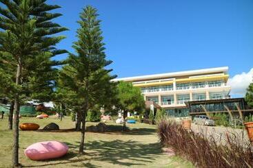 هتل Breeze Hill Resort