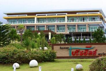 هتل Breeze Hill Resort