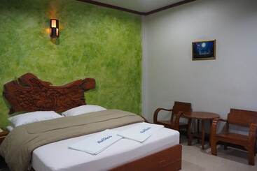 호텔 Country Inn 304