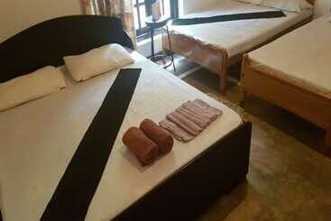 هتل Crystal Lodge
