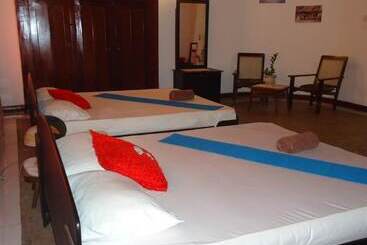 هتل Crystal Lodge