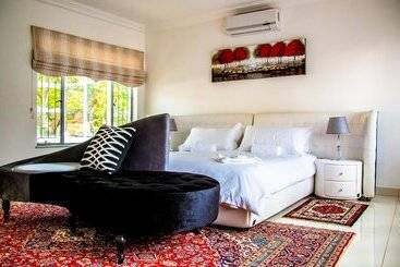 هتل Graceland Conference And Lifestyle Centre