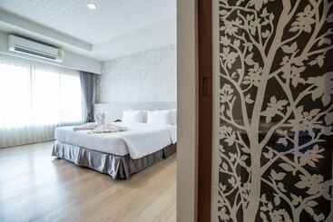 בית מלון כפרי Juntra Resort And
