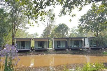호텔 Saksupha Resort