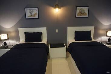 هتل Varinthorn Residence